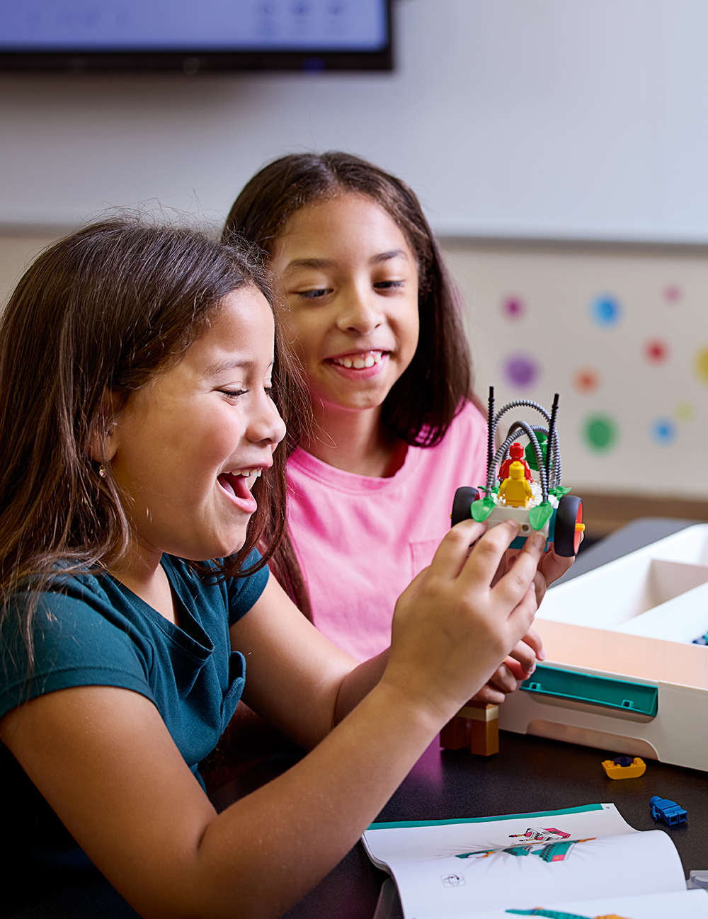 LEGO® Education Fen Bilimleri 8+ Eğitimi